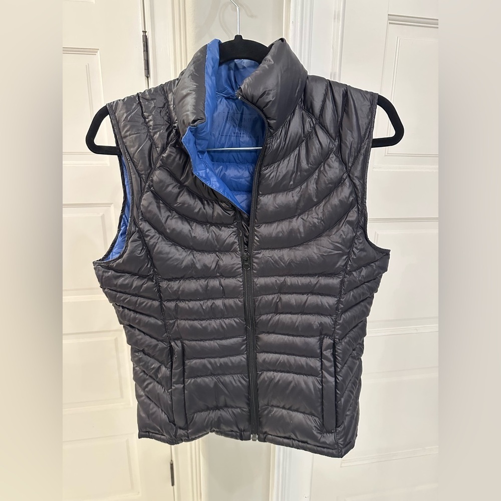 Bernardo Goose Down Puffer Vest Black Blue Full Zip Women’s S Full Zip Outdoor